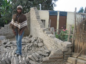 ACOMAYO DESPUÉS DEL SISMO DEL 15/8/07